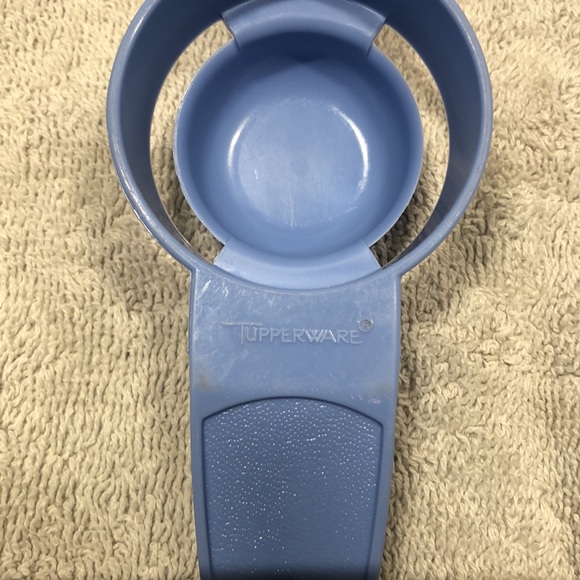 Bundle of 3 Tupperware Product. Pasta Container,Egg Separator, Measuring Spoons. - Picture 9 of 16